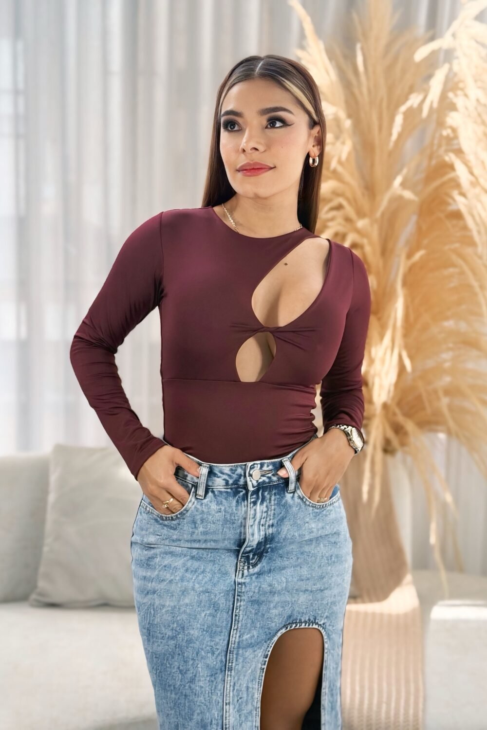 BODY MANGA LARGA ESCOTE