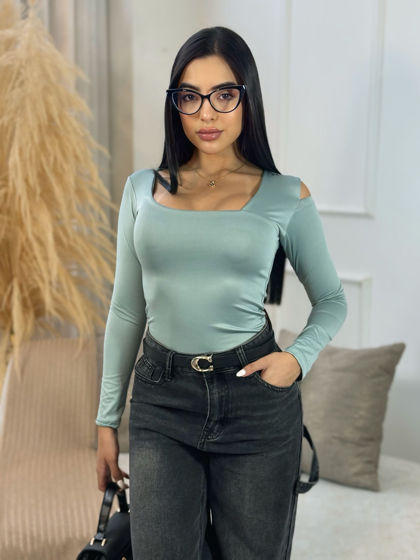 BODY CON DISEÑO EN HOMBRO - Imagen 4